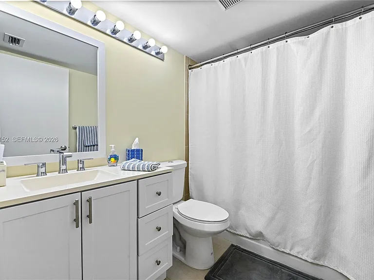 812 Sky Pine Way #C2 — Photo 14