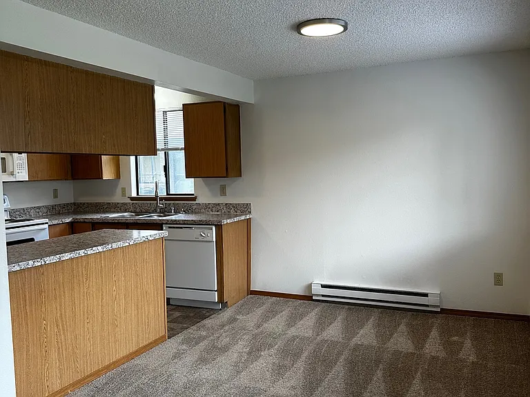 Northwood Apartments — Photo 3