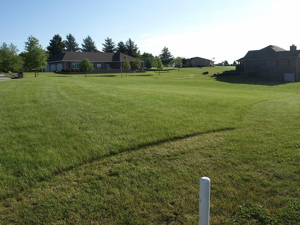 1st image of 710 Country Club Dr