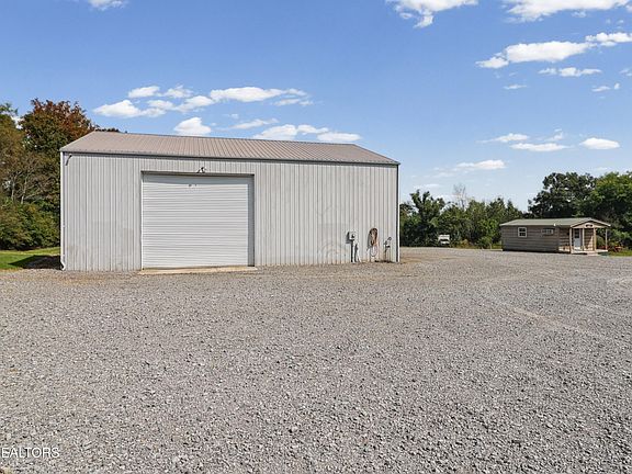 3rd image of 165 Ramey Rd