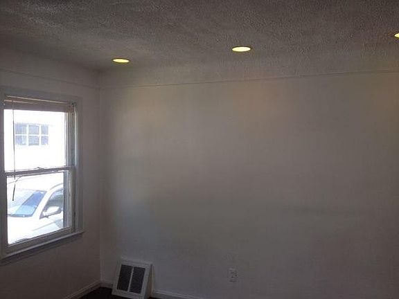 recessed lights living rm