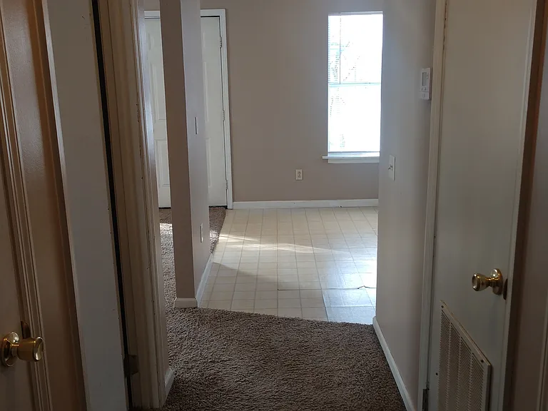 709 Littlebrook Rd #3 — Photo 6