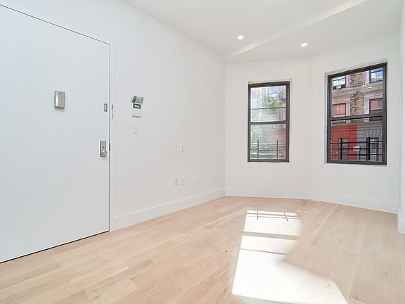 4th image of 11 W 119th St #3