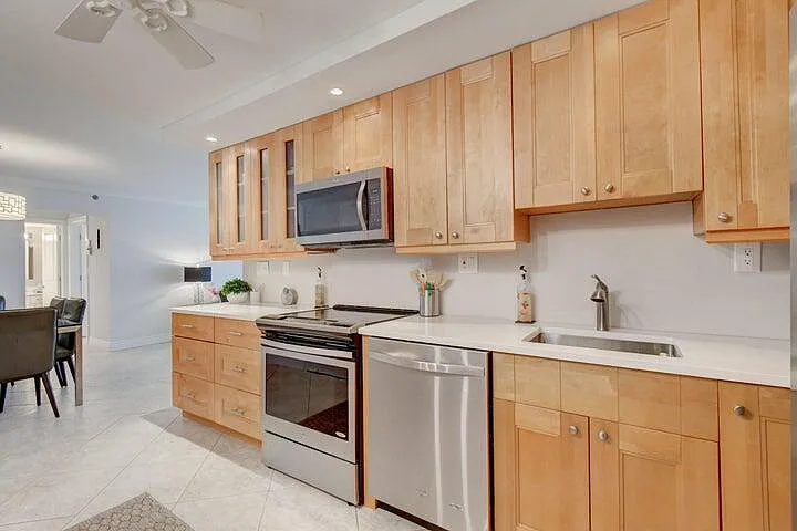 3221 S Ocean Blvd #207 — Photo 32
