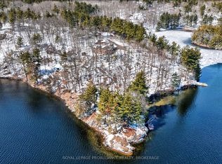 606 Whites Point Rd, Rideau Lakes, ON K0G 1E0