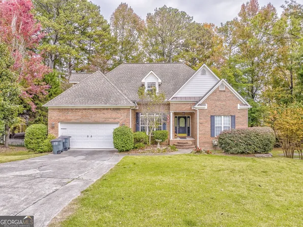 103 Towne Lake Dr NE, Calhoun, GA 30701