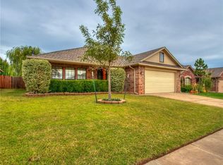 5005 NW 163rd St, Edmond, OK 73013