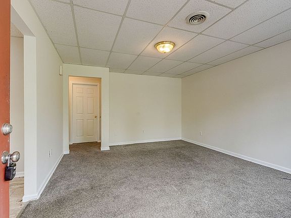 4th image of 749 Nickelsville Hwy APT 101