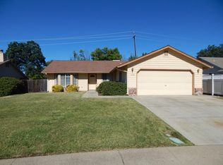1570 Marigold Way, Redding, CA 96003