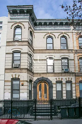 Rented by Zone Corp | media 20