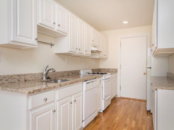 124 Highland Ave #14