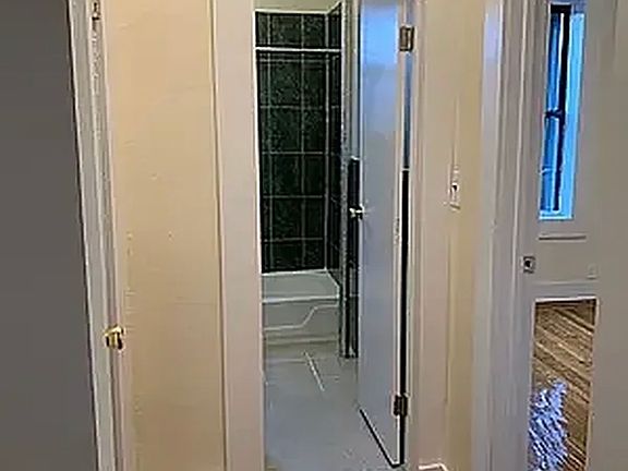 5th image of 1043 E 12th St #2D