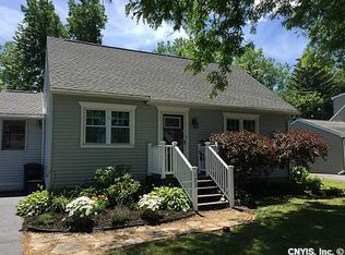 123 Valentine Dr, North Syracuse, NY 13212