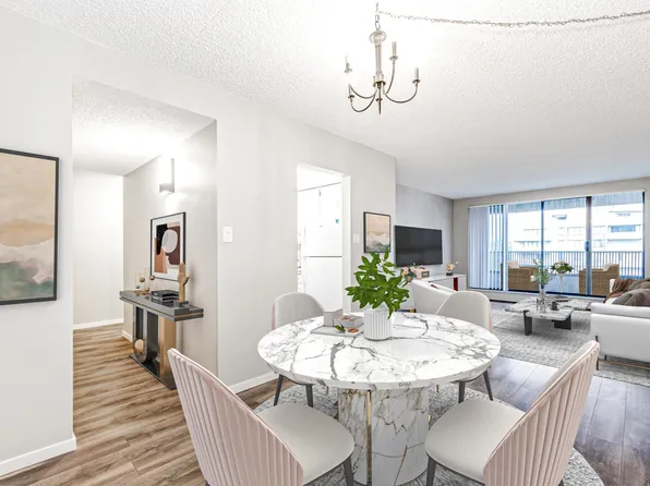 4134 Maywood St #1502, Burnaby, BC V5H 4C9