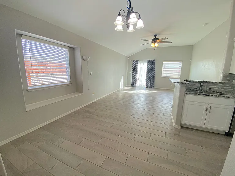 14944 Tierra Isaiah Ave — Photo 7