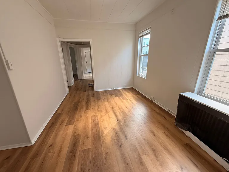 133 Boyd Ave #B2 — Photo 5