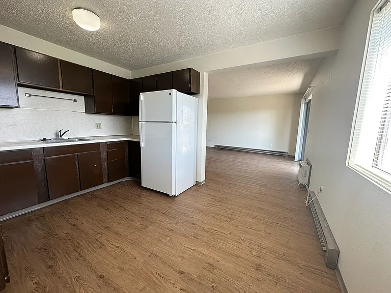 630 NE Maiden Lane — Photo 11