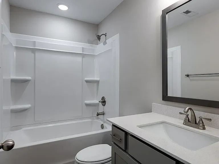 616 Lafayette Rd — Photo 13