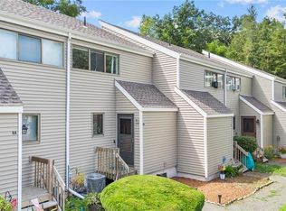 51 Brook St APT 6B, Naugatuck, CT 06770