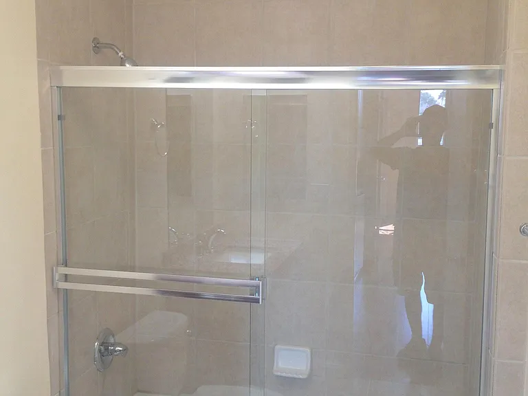 937 Havenhurst Dr #8 — Photo 2