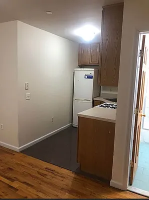 Rented by Standard Living Realty Inc | media 19