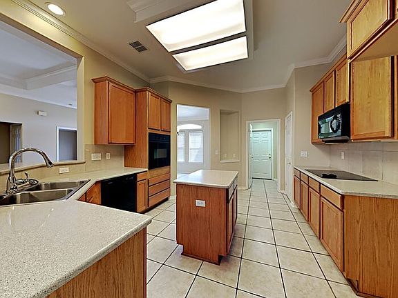 5th image of 7617 Beau Terre Dr