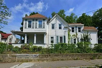 806 Warren Ave #2