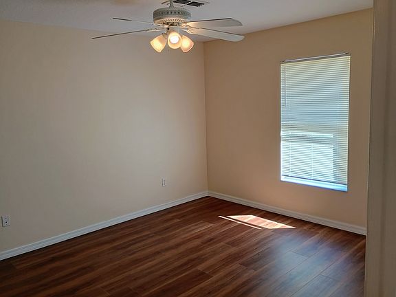 5th image of 7408 Mead Dr