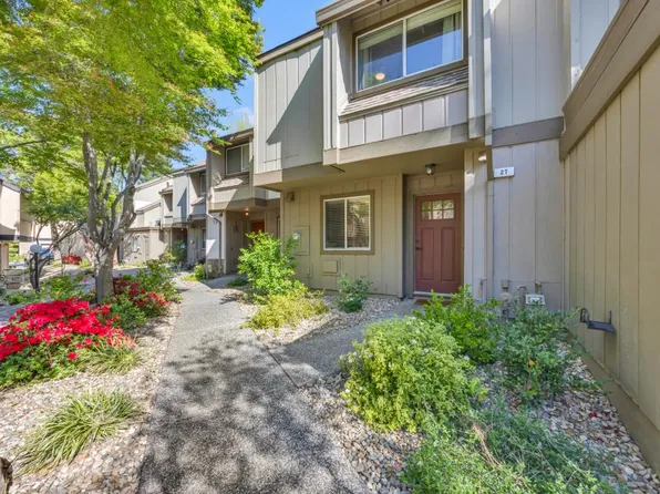 9118 Madison Green Ln APT 27, Orangevale, CA 95662
