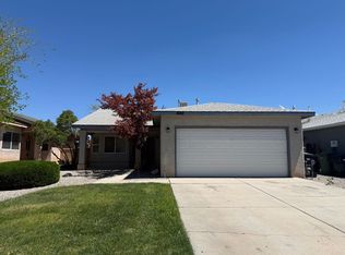 629 Santa Fe Meadows Dr NE, Rio Rancho, NM 87144