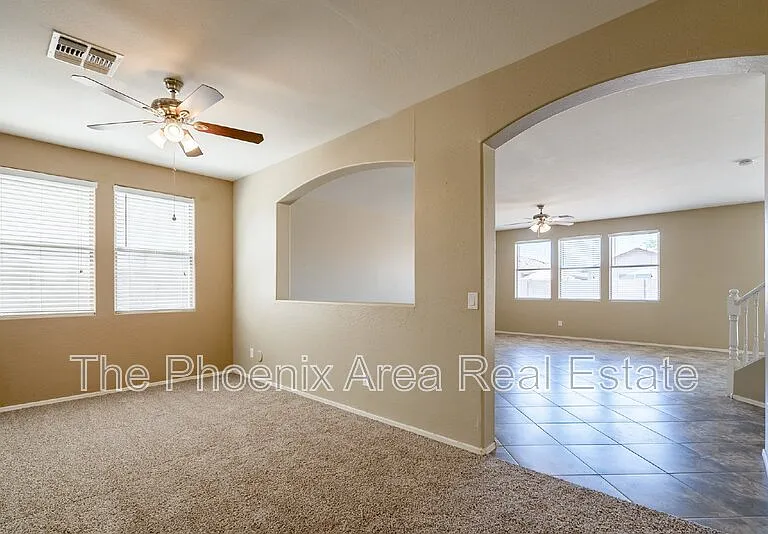 45992 W Dutchman Dr — Photo 9