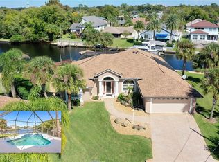 8 Crow Ct, Palm Coast, FL 32137