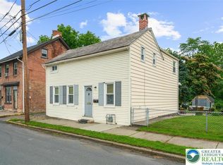533 Main St, Freemansburg, PA 18017