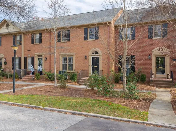 404 D Fisher Park Cir, Greensboro, NC 27401