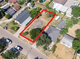 1128 N Maple St, Alton, TX 78573