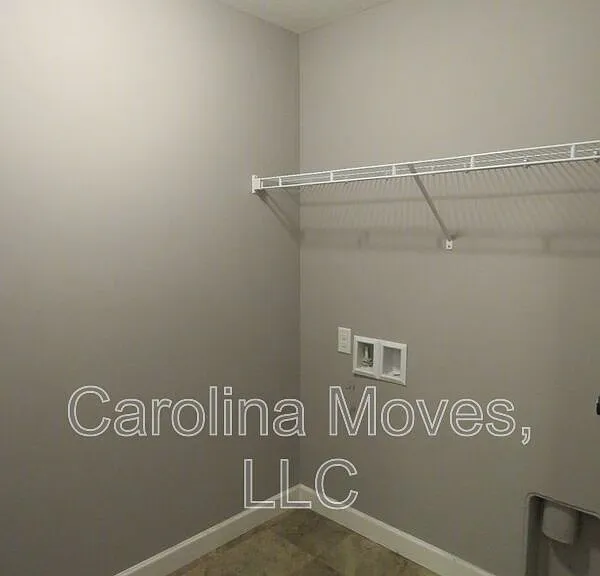 105 Dellwood Dr — Photo 13