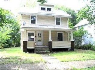 752 Garfield St, Akron, OH 44310