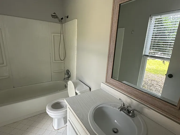 5800 Holly Hill Ct — Photo 7