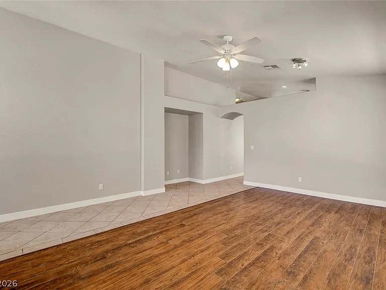 980 Sand Coral Dr — Photo 7