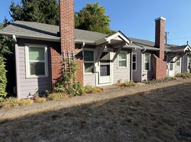 1230 Chemeketa Street Northeast
