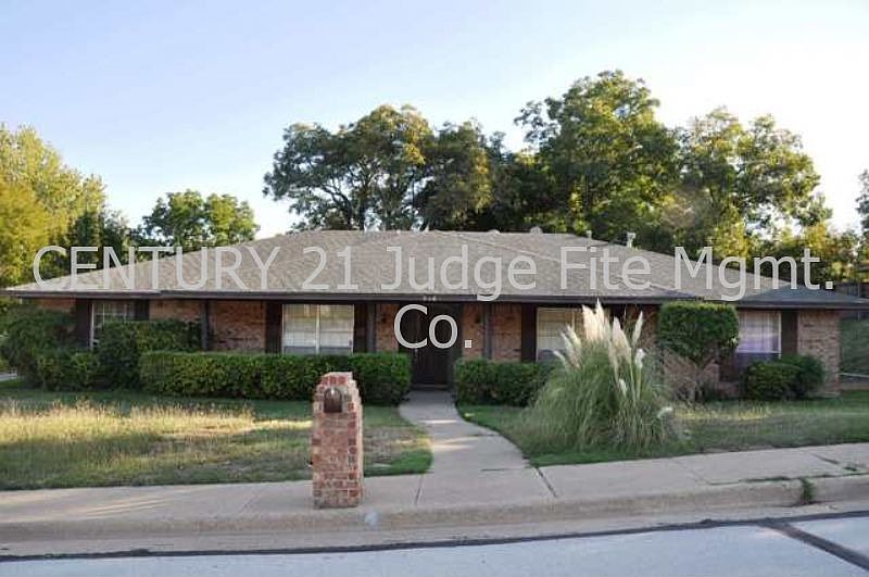 Welcome to 516 Sumac Place!
