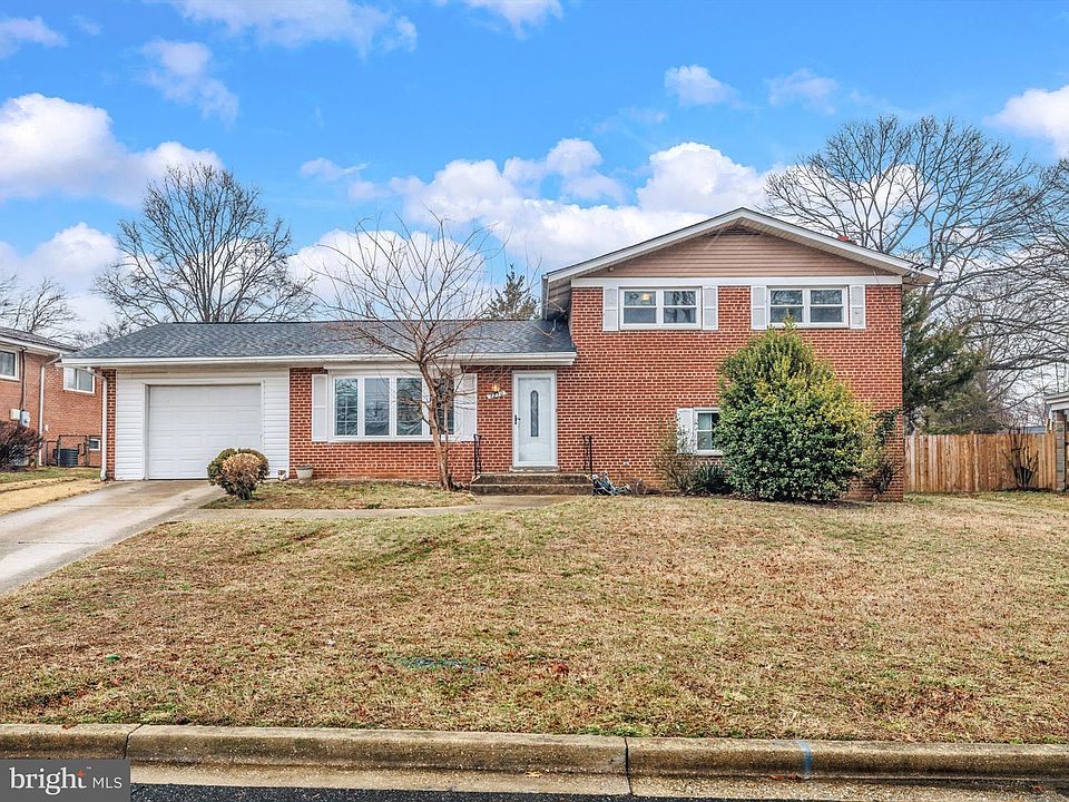 1st image of 7210 Wessex Dr