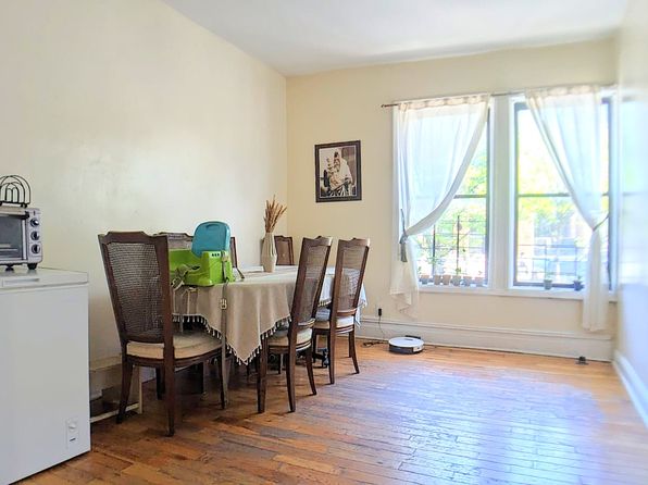 330 Albany Ave #2A