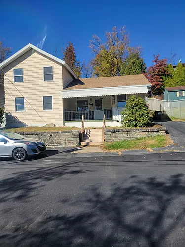 37 Hale St Photo 1