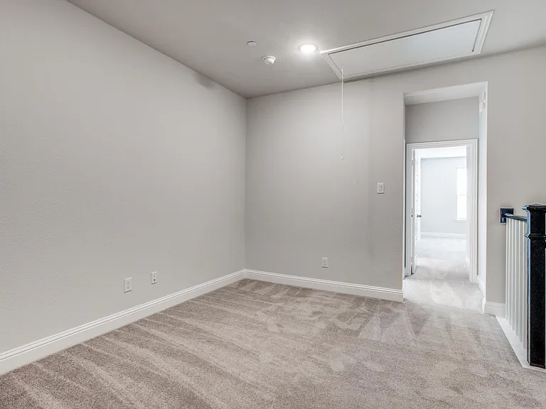 4628 Piedras Lanzar Dr — Photo 12