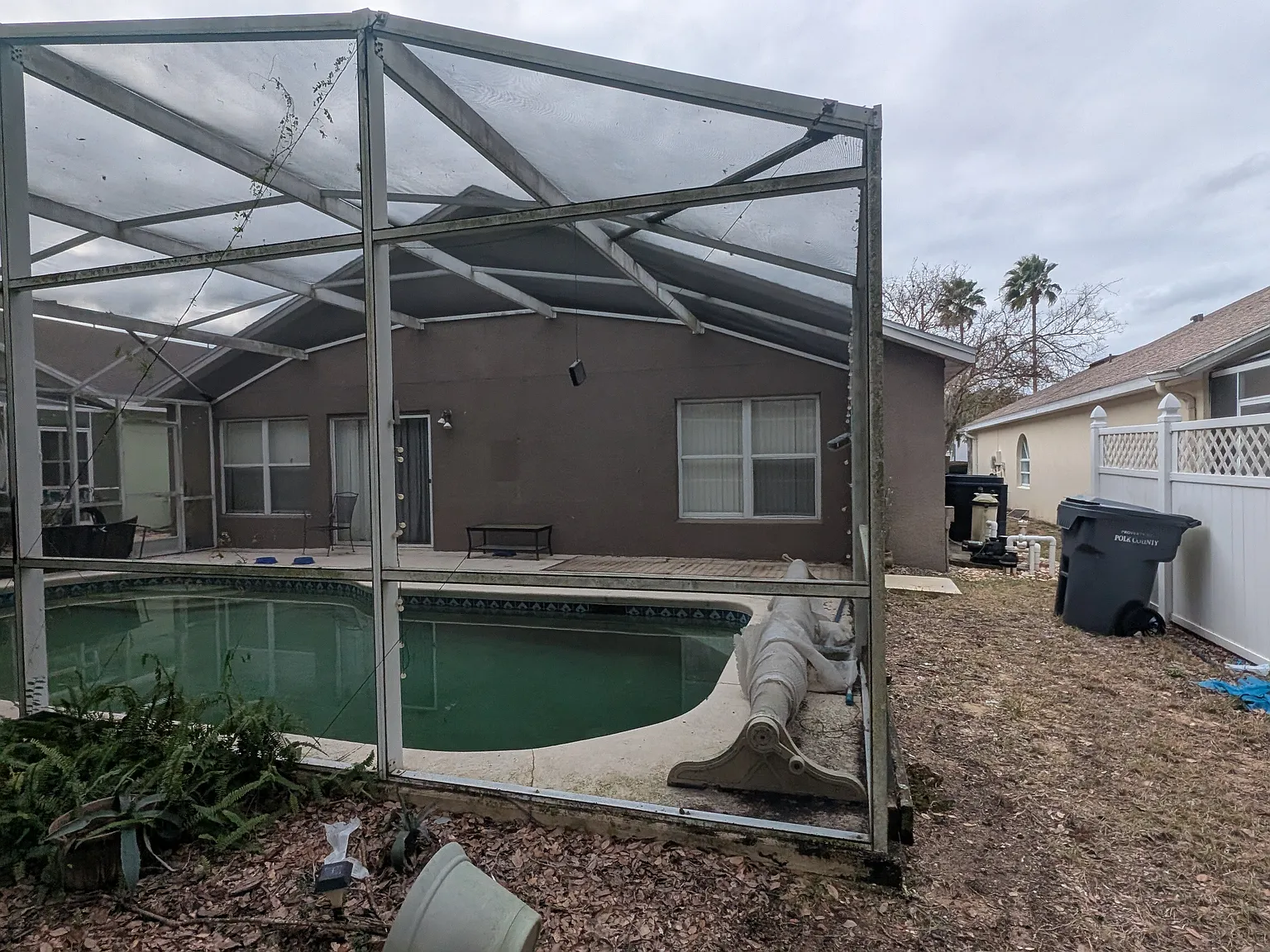 4 bed, 1929 sqft, $2,195 — Photo 3