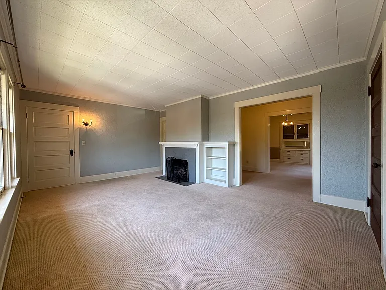 3355 Brant St — Photo 8