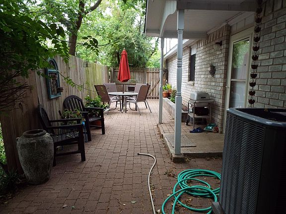 Side patio