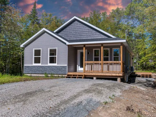23 Lakecrest Dr, East Uniacke, NS B0N 0B3