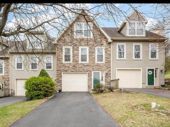 208 Oakridge Dr